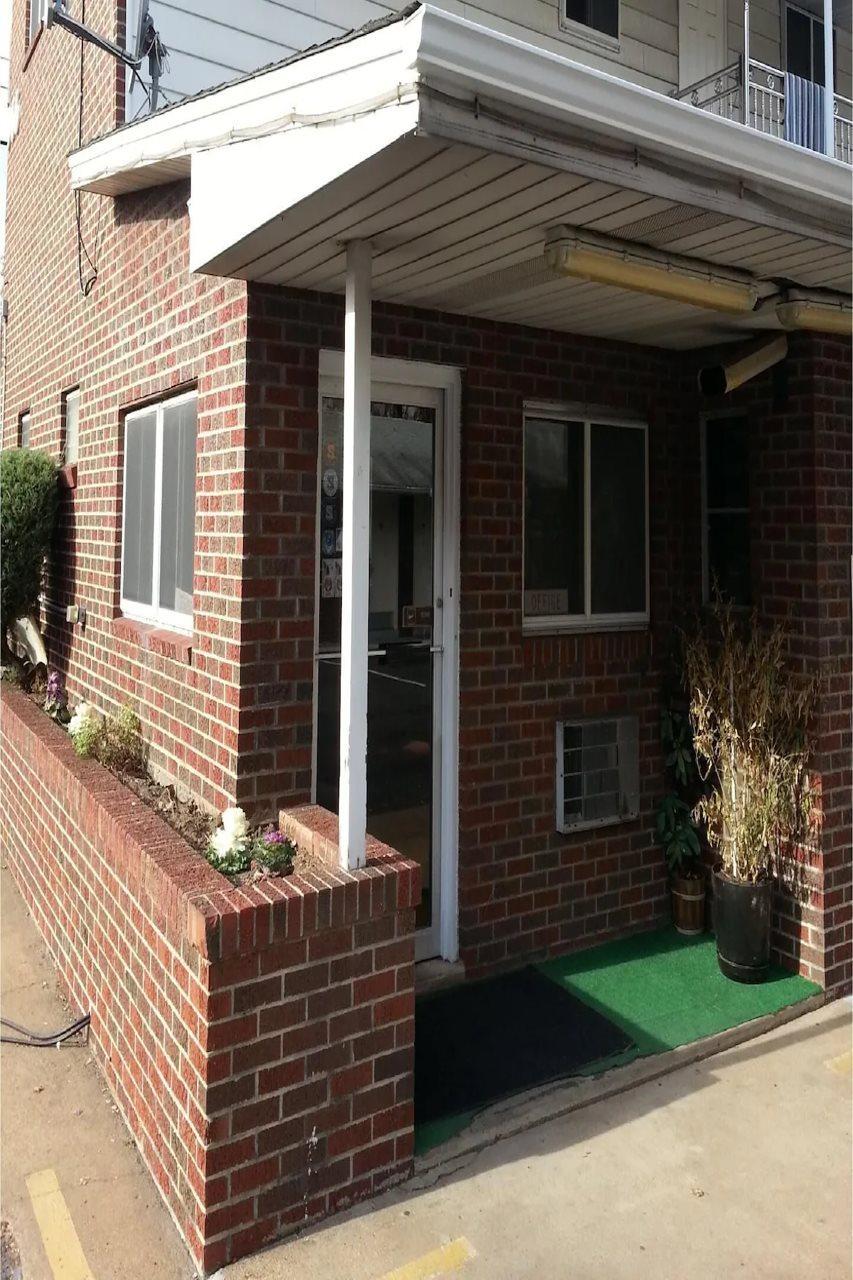 Americas Best Value Inn Avenel Woodbridge Exteriör bild