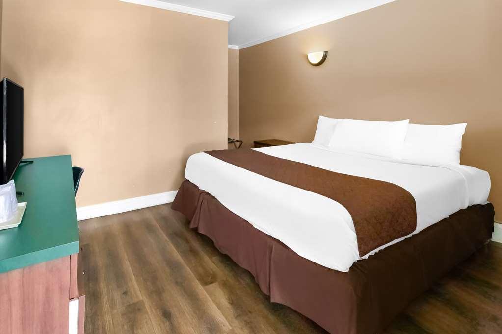 Americas Best Value Inn Avenel Woodbridge Rum bild
