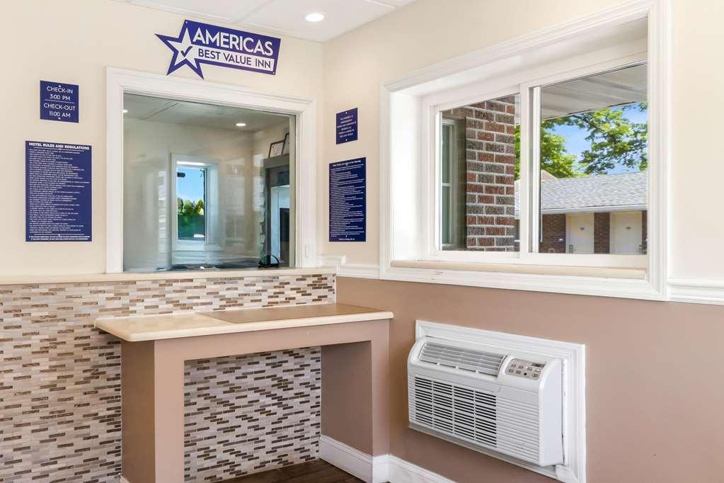 Americas Best Value Inn Avenel Woodbridge Inreriör bild