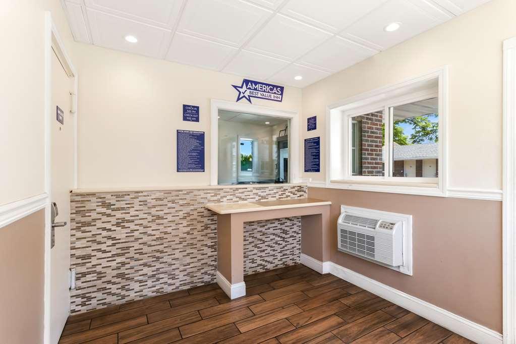 Americas Best Value Inn Avenel Woodbridge Inreriör bild